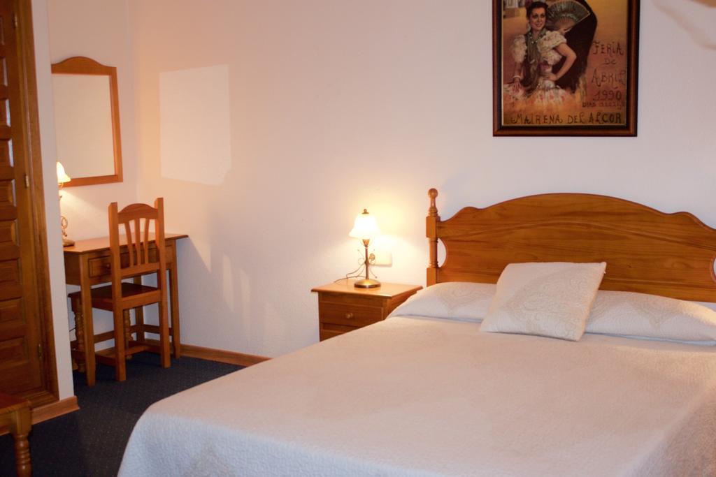Hotel Mairena Mairena De Alcor Eksteriør bilde